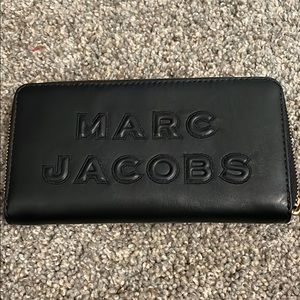 Marc Jacobs wallet